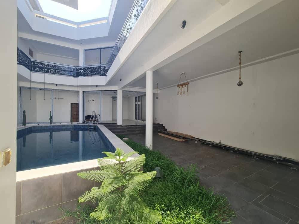 Villa en finition à vendre Fidjrossè_4