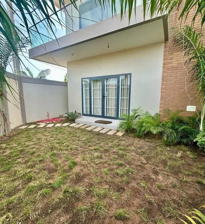Duplex Meublé 3 Chambres à louer à Fidjrossè