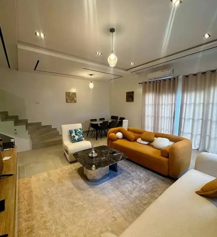 Duplex Meublé 3 Chambres à louer à Fidjrossè - BENIN-IMMO