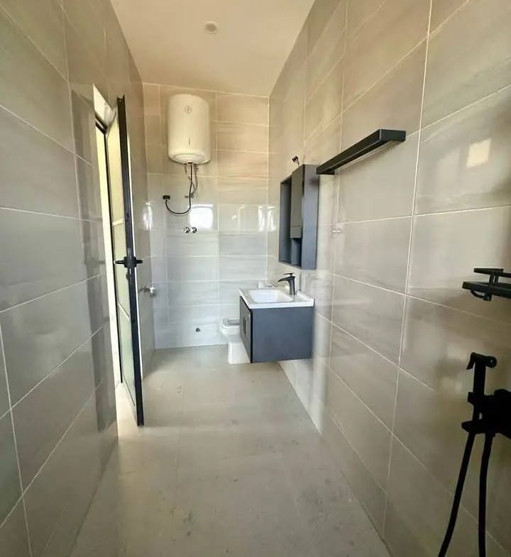 Duplex Meublé 3 Chambres à louer à Fidjrossè - BENIN-IMMO