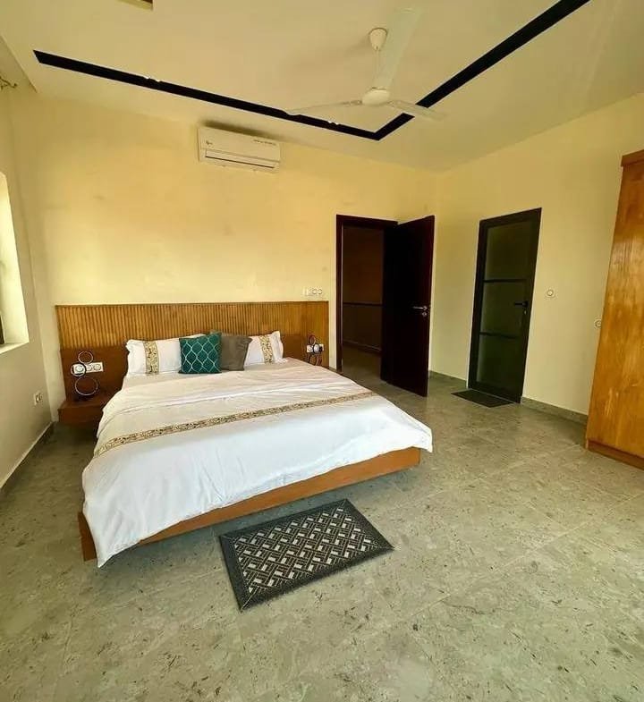 Duplex Meublé 3 Chambres à louer à Fidjrossè - BENIN-IMMO