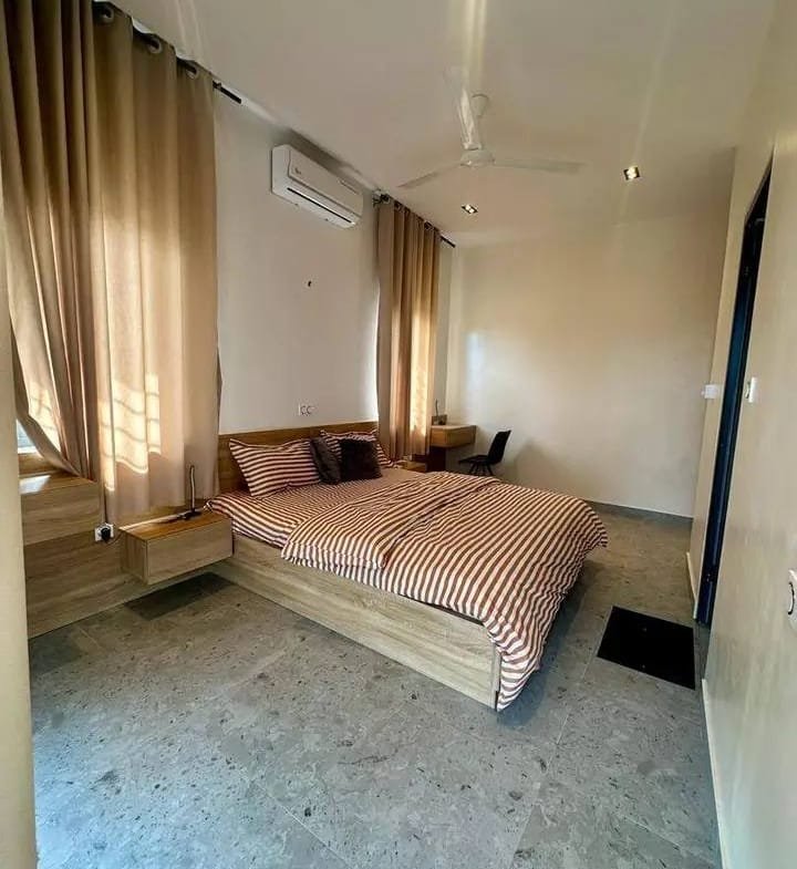 Duplex Meublé 3 Chambres à louer à Fidjrossè - BENIN-IMMO