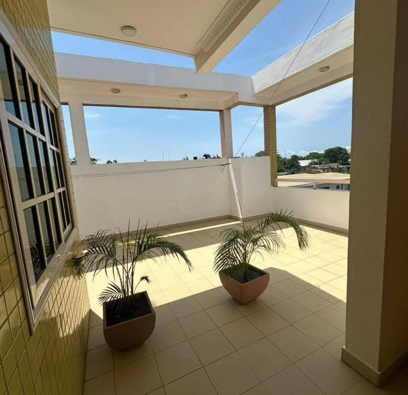 Appartement Meublé 4 chambres à la Haie Vive - Les Cocotiers - BENIN-IMMO