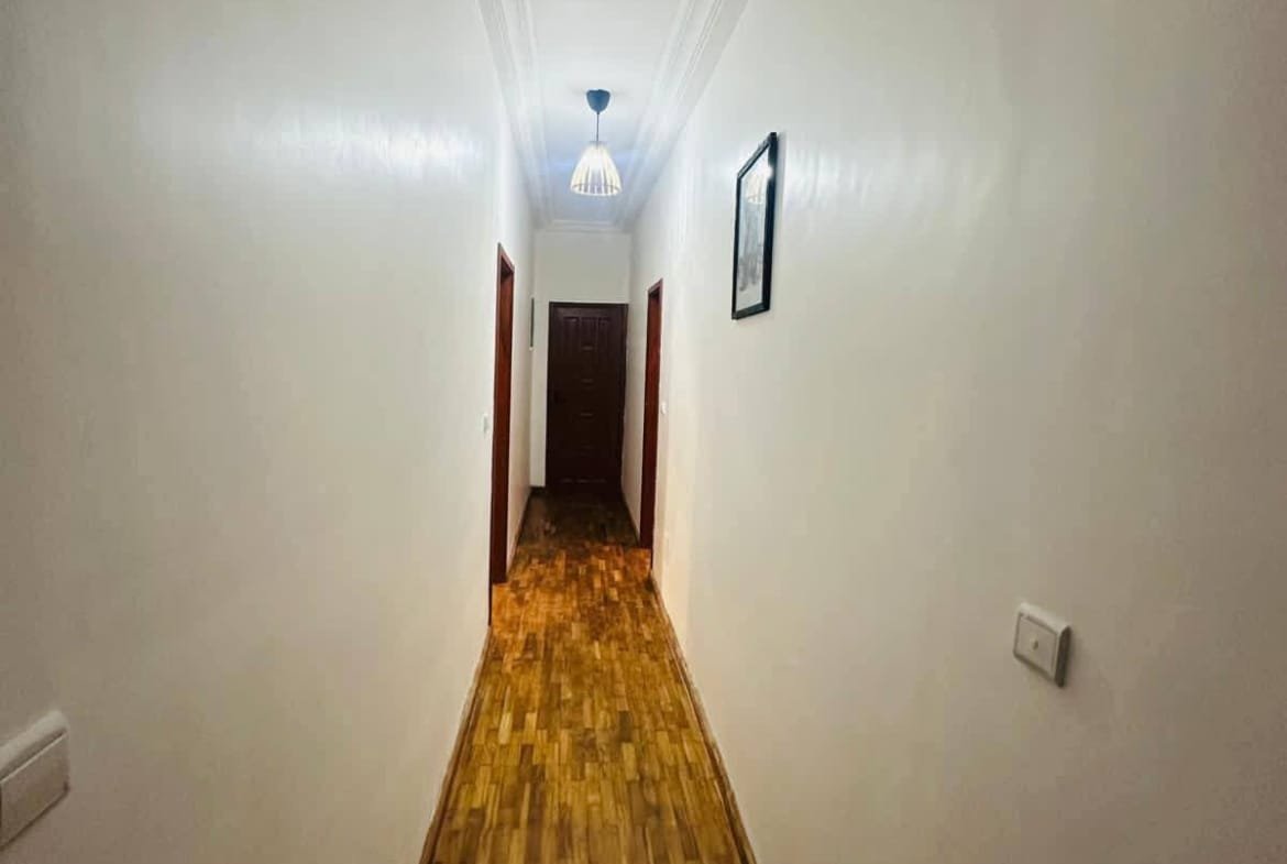 Appartement 4 chambres salon meublés à Fidjrossè plage - BENIN-IMMO