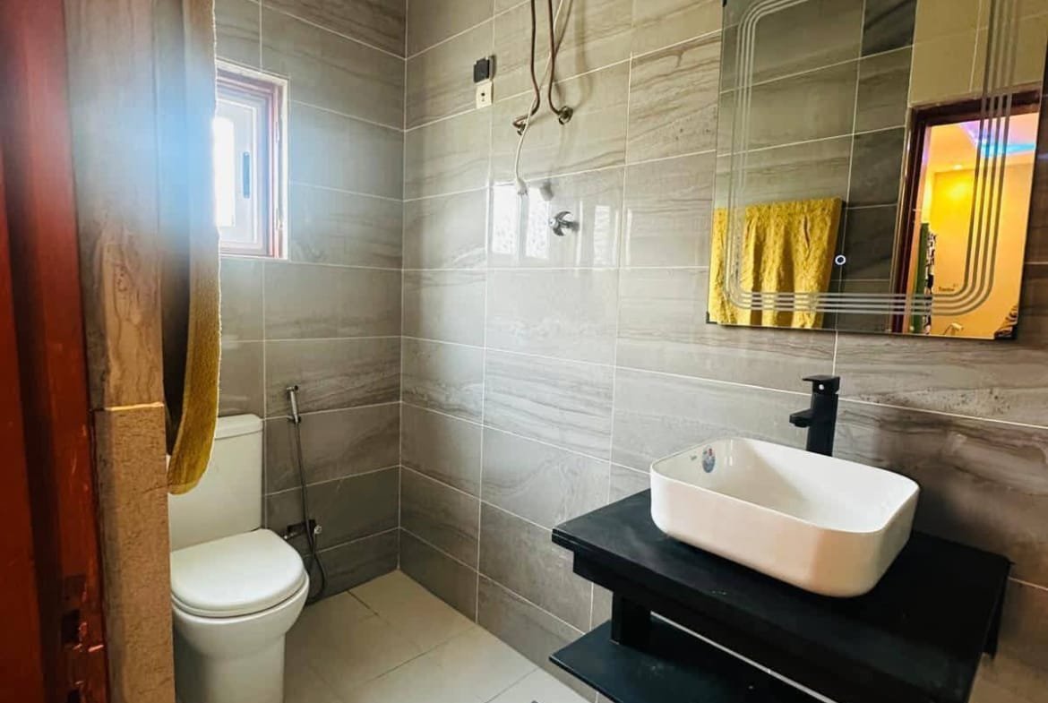 Appartement 4 chambres salon meublés à Fidjrossè plage - BENIN-IMMO
