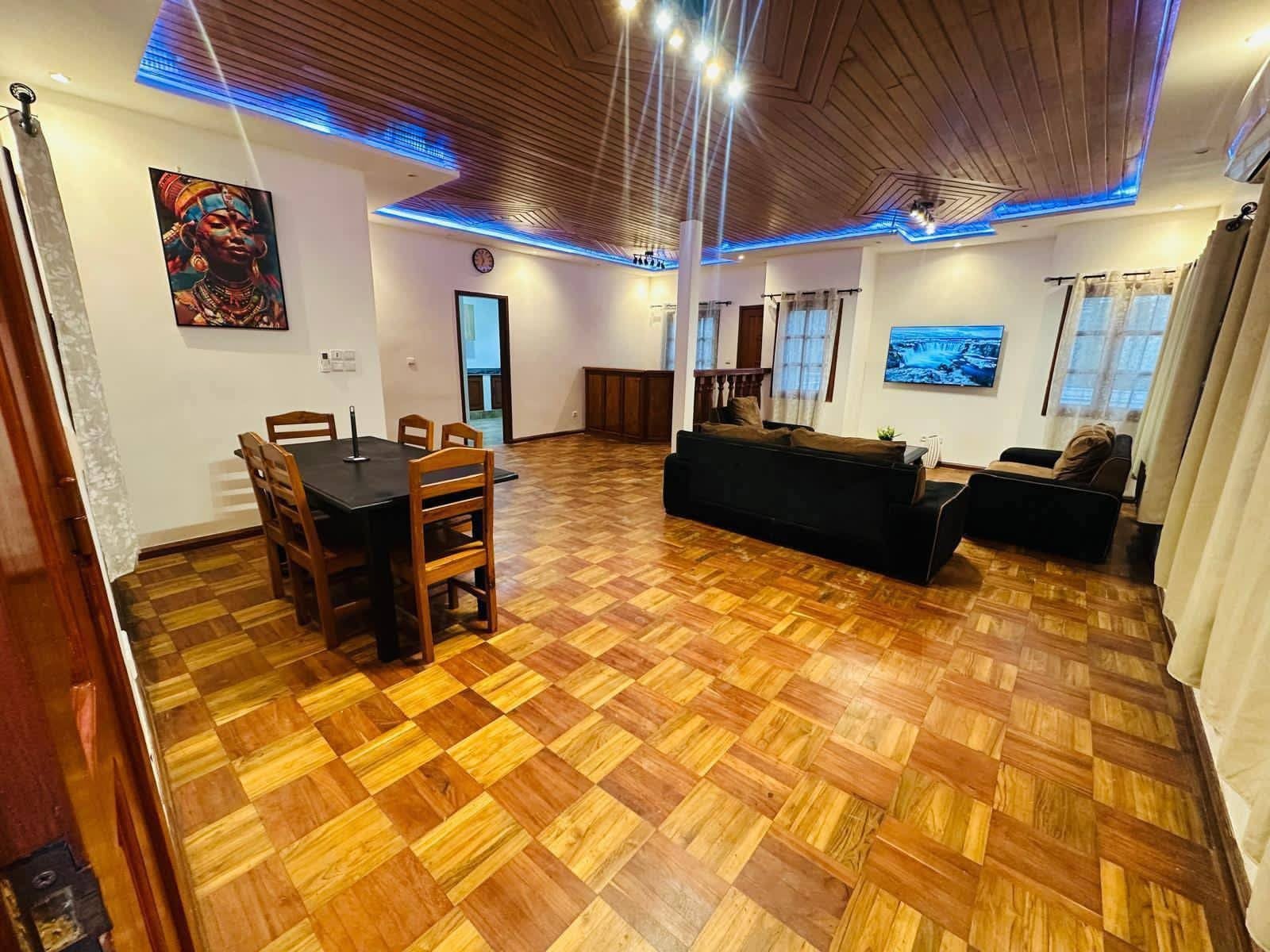 582419676_879720687822310_1056366370190278080_n