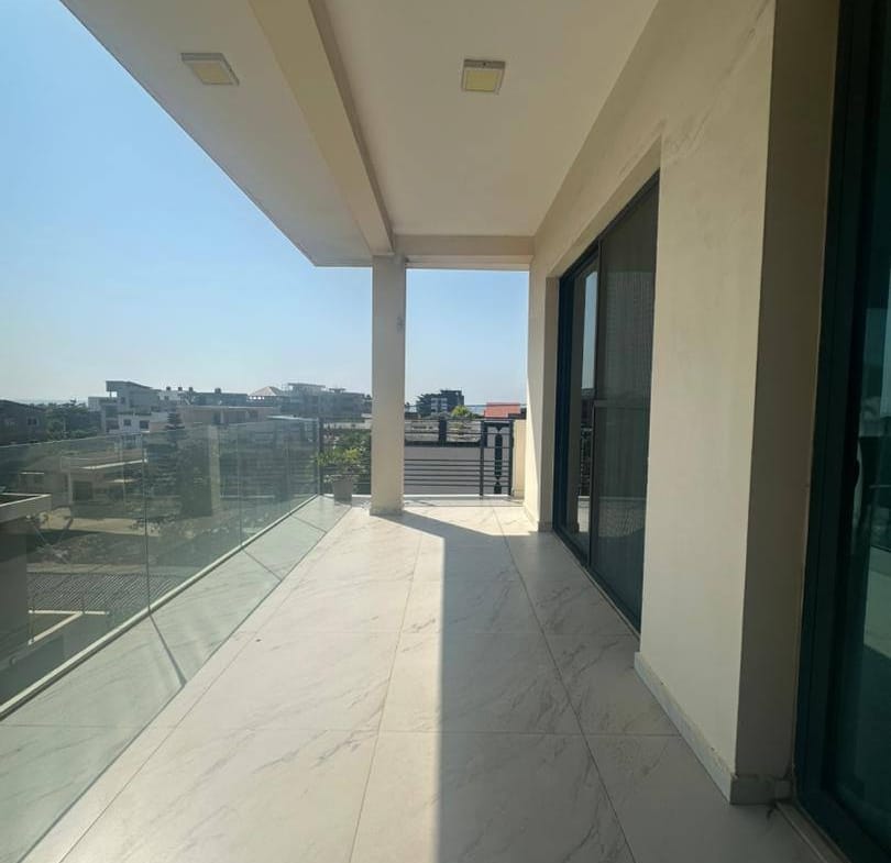 Appartement meublé vue mer à louer à Fidjrossè Plage Cotonou - BENIN-IMMO