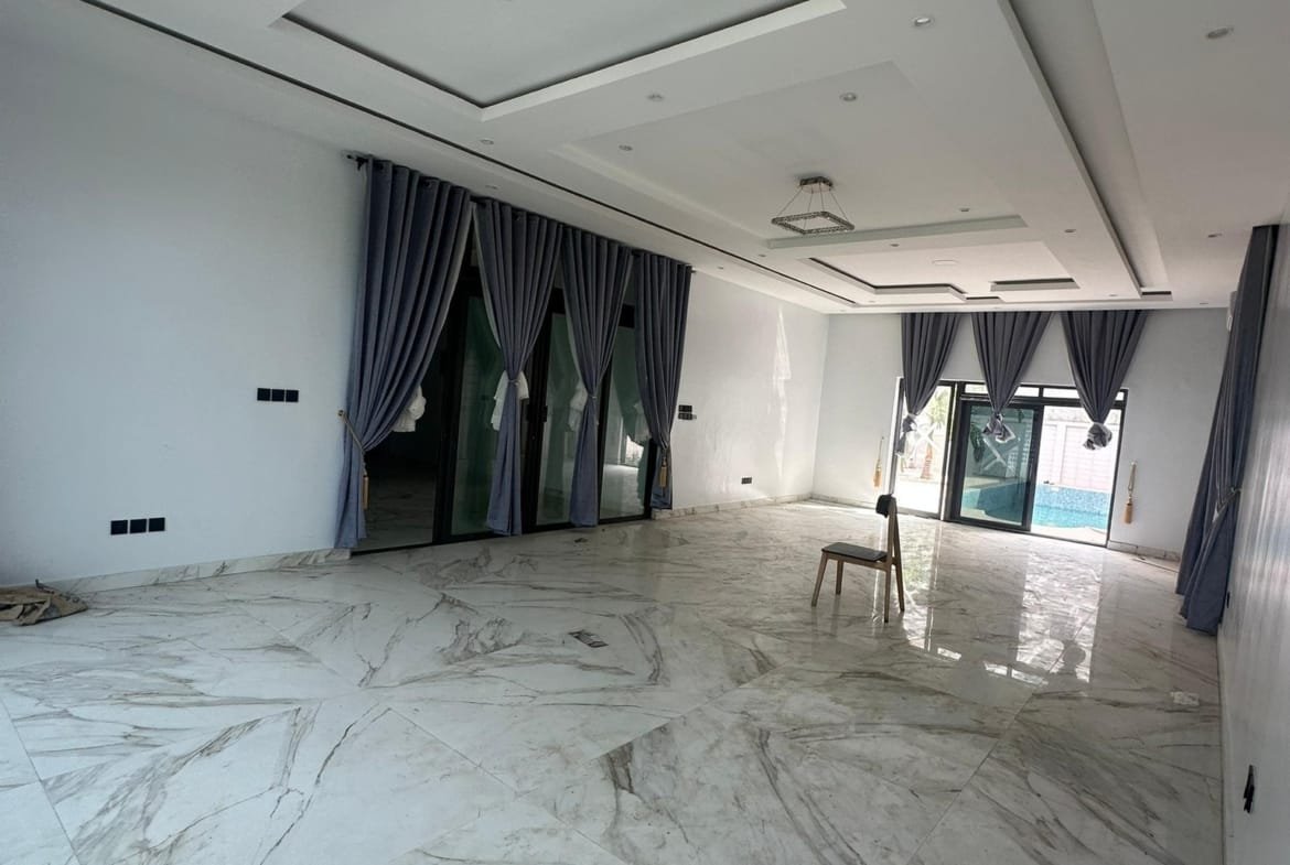 Villa luxueuse avec piscine à louer à Akpakpa Le Bélier Cotonou - BENIN-IMMO