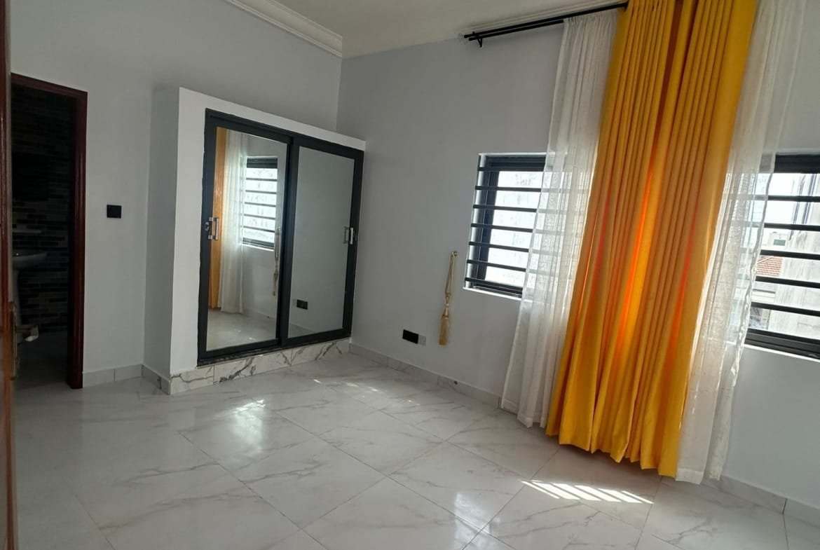 Villa luxueuse avec piscine à louer à Akpakpa Le Bélier Cotonou - BENIN-IMMO