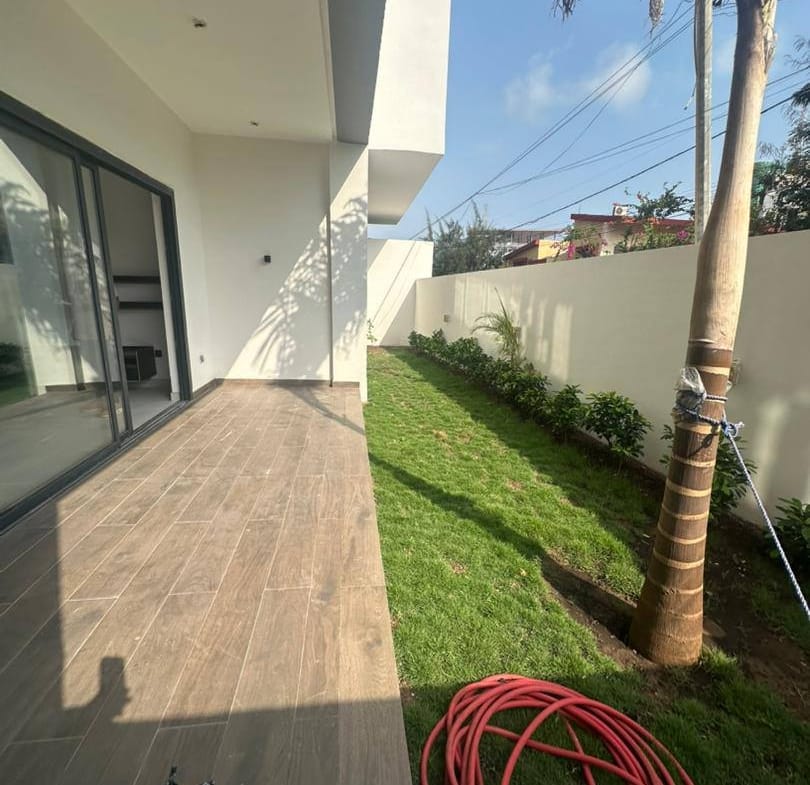 Appartements de Luxe Neufs à Louer – Camp Guézo, Cotonou - BENIN-IMMO