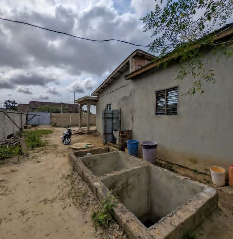 Maison inachevée à vendre à Pahou Ahozon - BENIN-IMMO