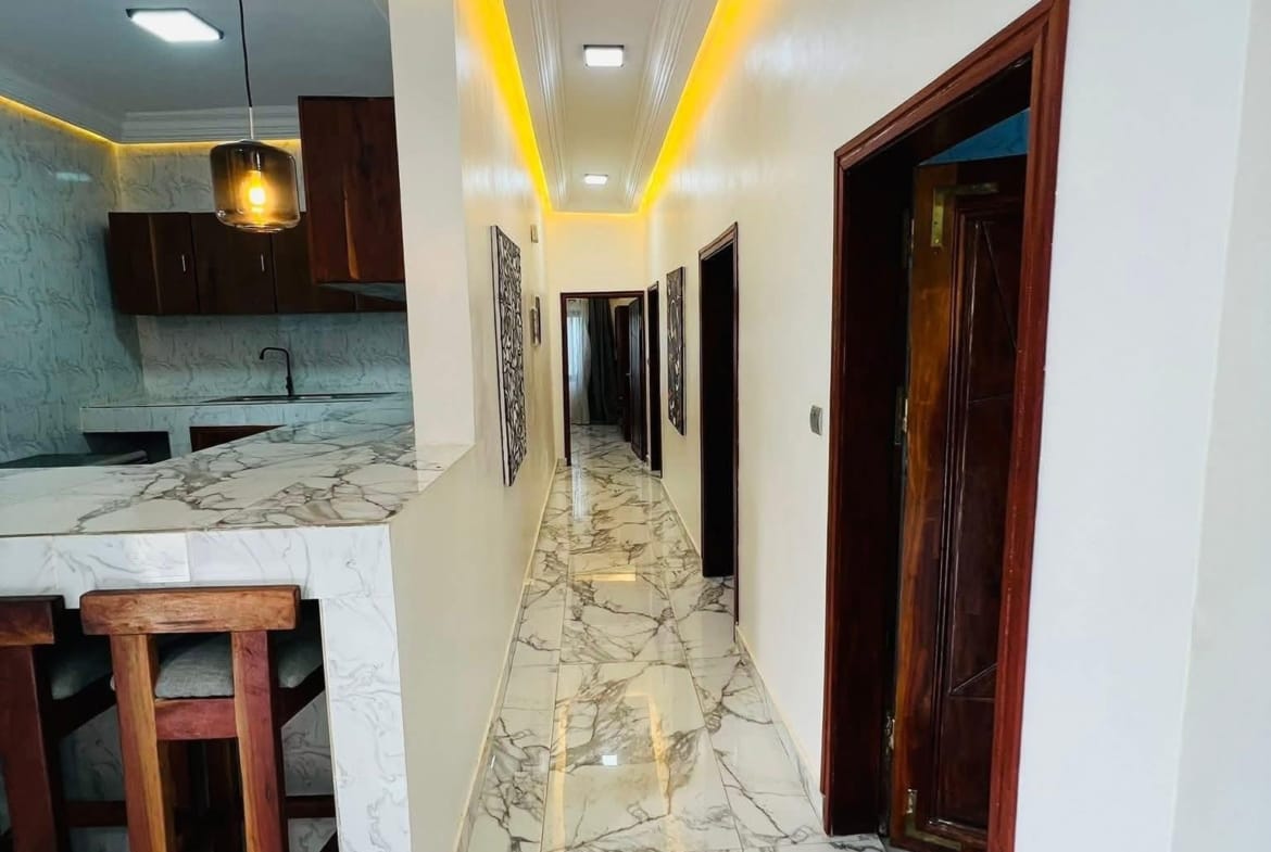 Villa moderne de 3 chambres à vendre à Calavi Zoundja - BENIN-IMMO
