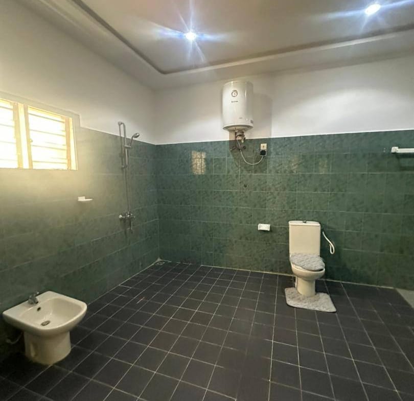 Appartement meublé 6 ch à louer à Fidjrossè plage Cotonou - BENIN-IMMO