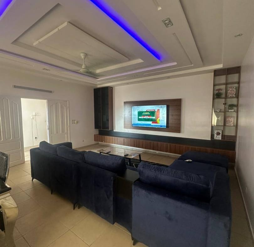 Appartement meublé 6 ch à louer à Fidjrossè plage Cotonou - BENIN-IMMO