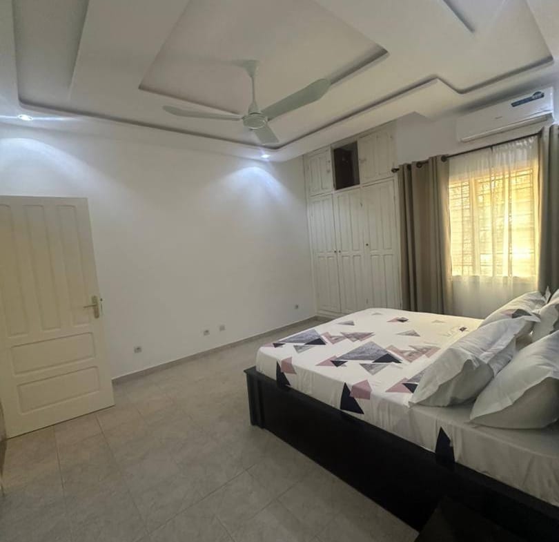 Appartement meublé 6 ch à louer à Fidjrossè plage Cotonou - BENIN-IMMO