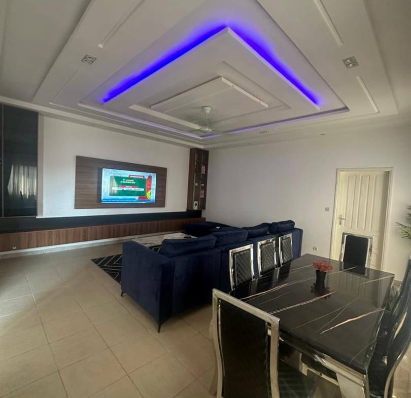 Appartement meublé 6 ch à louer à Fidjrossè plage Cotonou