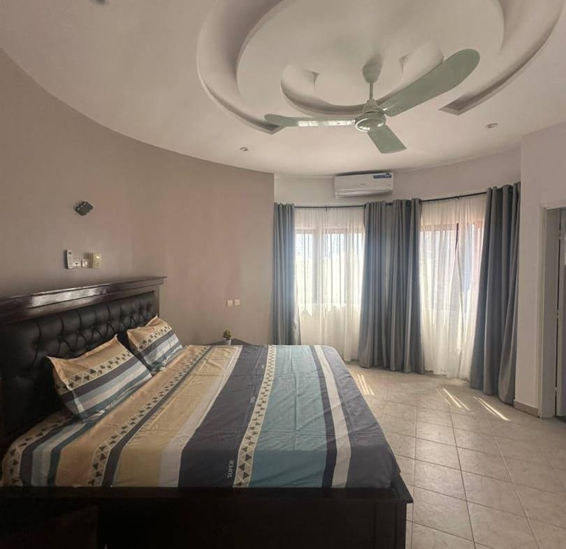 Appartement meublé 6 ch à louer à Fidjrossè plage Cotonou - BENIN-IMMO