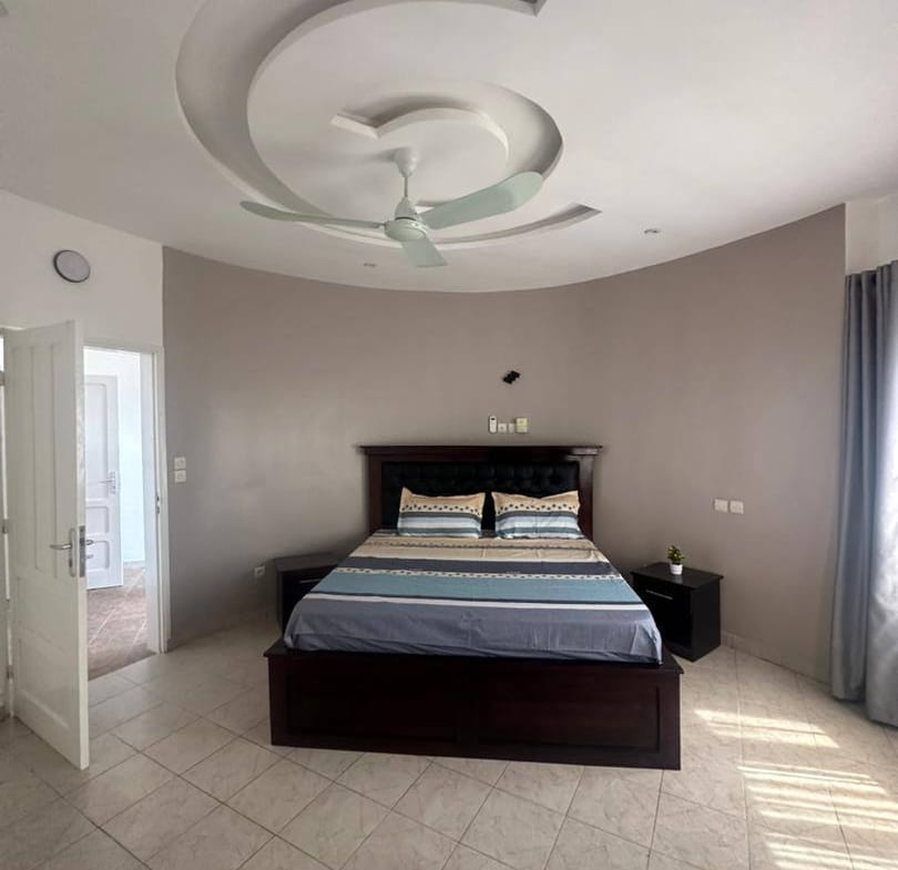 Appartement meublé 6 ch à louer à Fidjrossè plage Cotonou - BENIN-IMMO