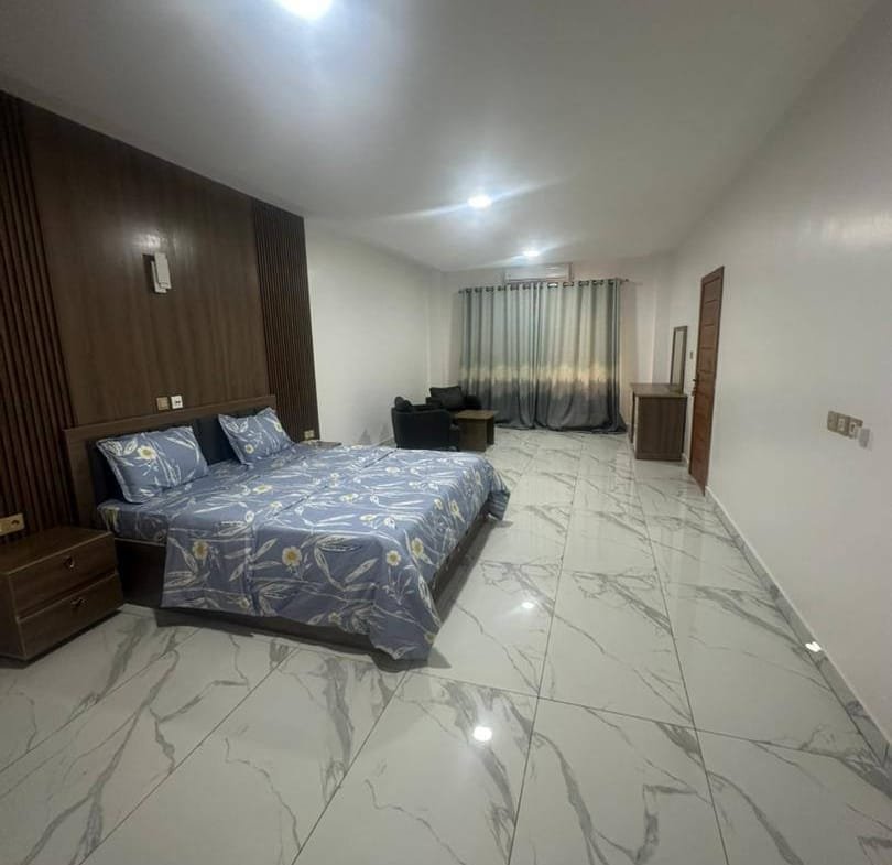 Appartement meublé vue mer à louer à Fidjrossè Plage Cotonou - BENIN-IMMO