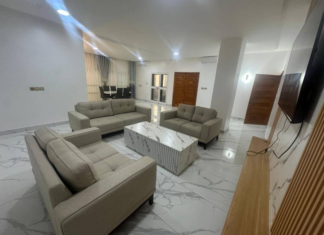 Appartement meublé vue mer à louer à Fidjrossè Plage Cotonou - BENIN-IMMO