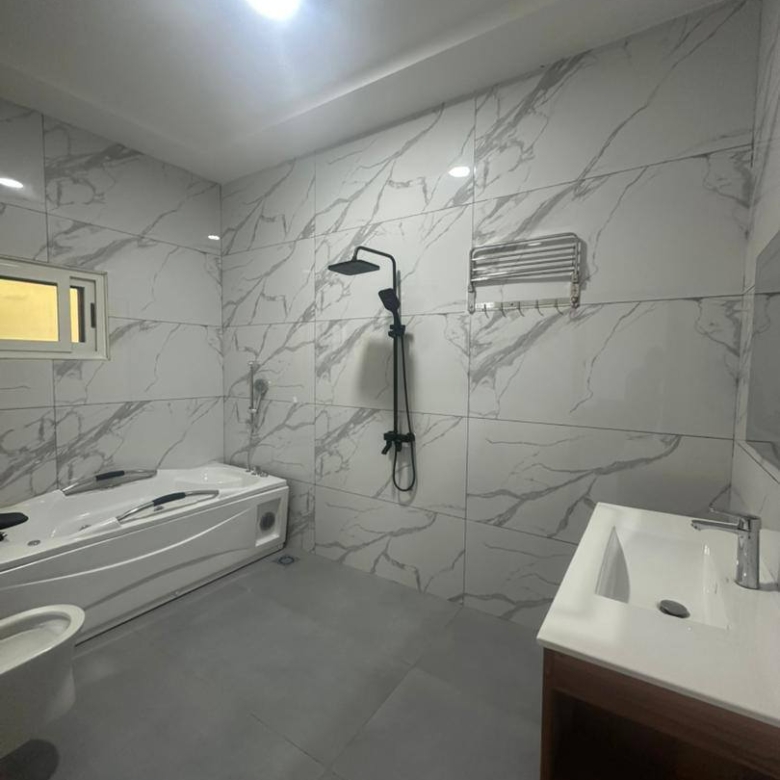 Appartement meublé vue mer à louer à Fidjrossè Plage Cotonou - BENIN-IMMO