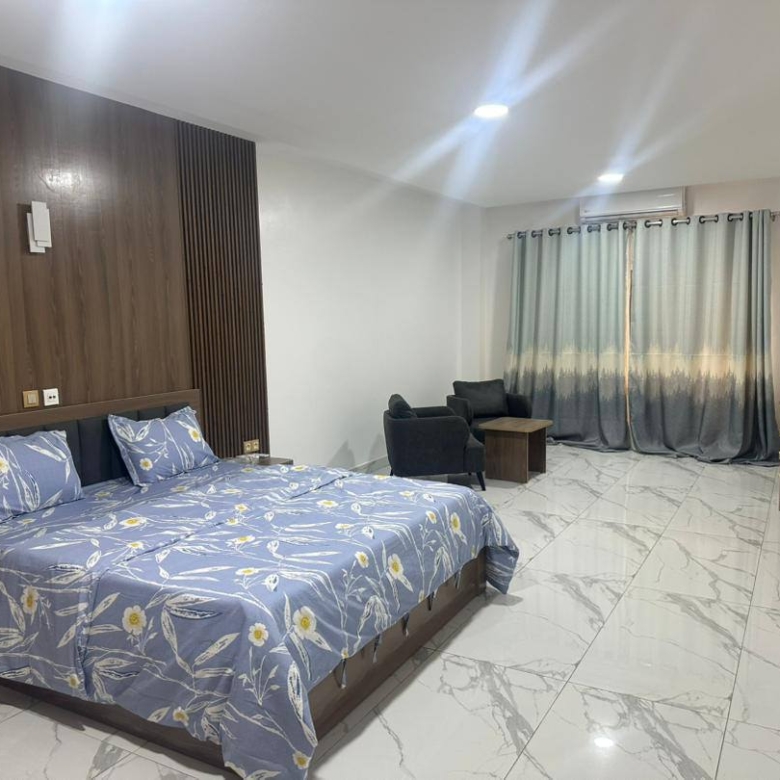 Appartement meublé vue mer à louer à Fidjrossè Plage Cotonou - BENIN-IMMO