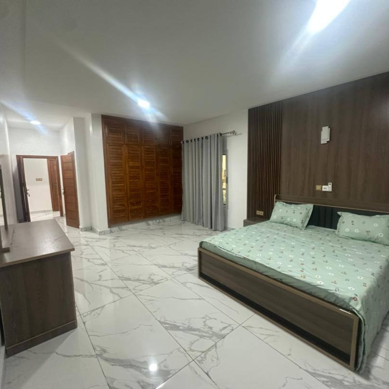 Appartement meublé vue mer à louer à Fidjrossè Plage Cotonou - BENIN-IMMO