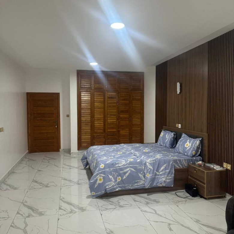 Appartement meublé vue mer à louer à Fidjrossè Plage Cotonou - BENIN-IMMO