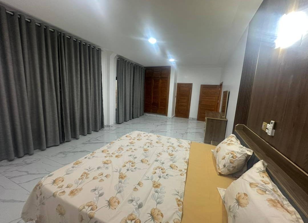 Appartement meublé vue mer à louer à Fidjrossè Plage Cotonou - BENIN-IMMO