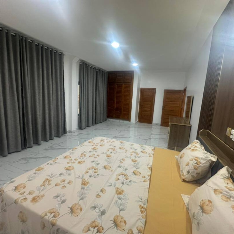 Appartement meublé vue mer à louer à Fidjrossè Plage Cotonou - BENIN-IMMO