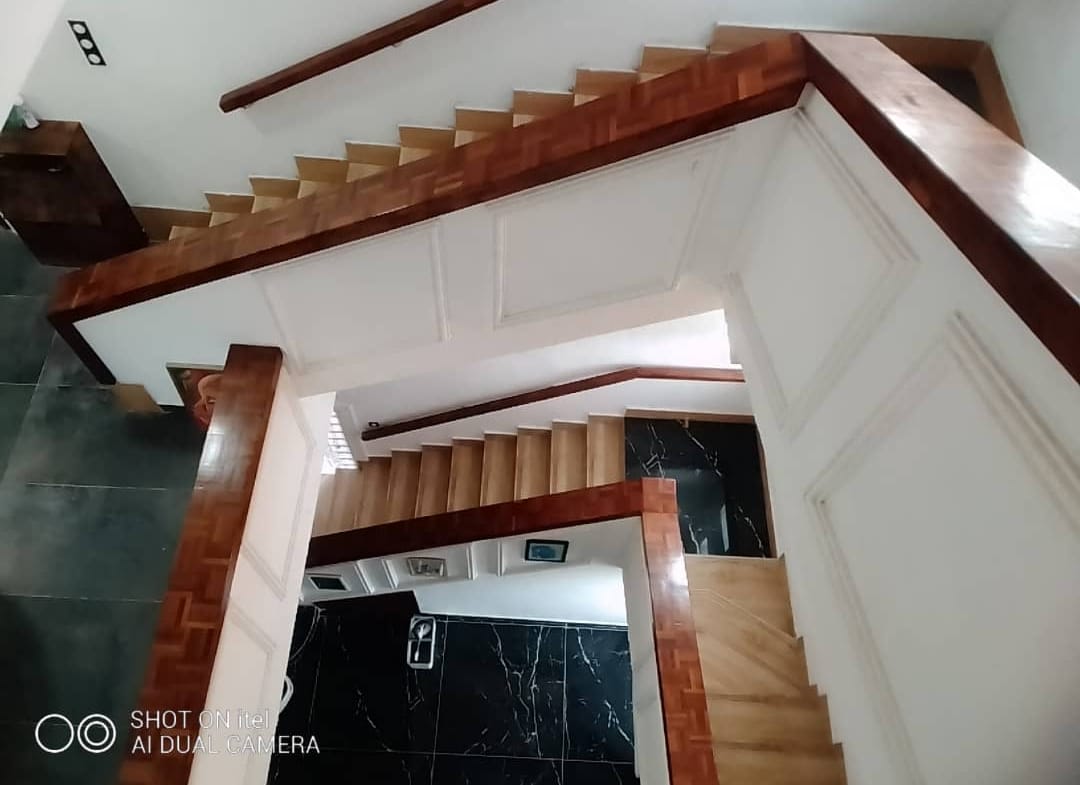 Villa meublée 6 chambres à Fidjrossè Plage - BENIN-IMMO