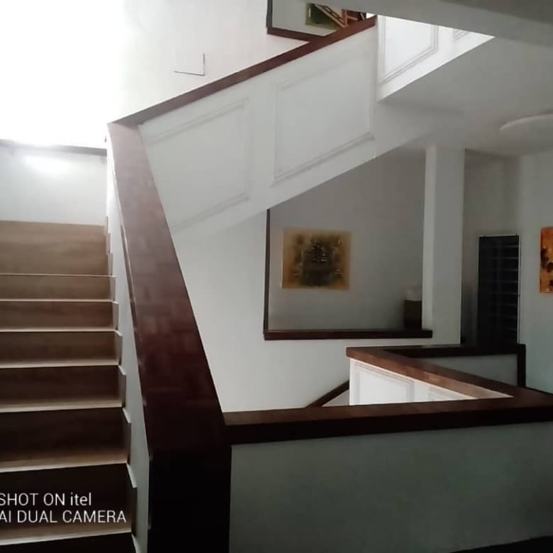 Villa meublée 6 chambres à Fidjrossè Plage - BENIN-IMMO