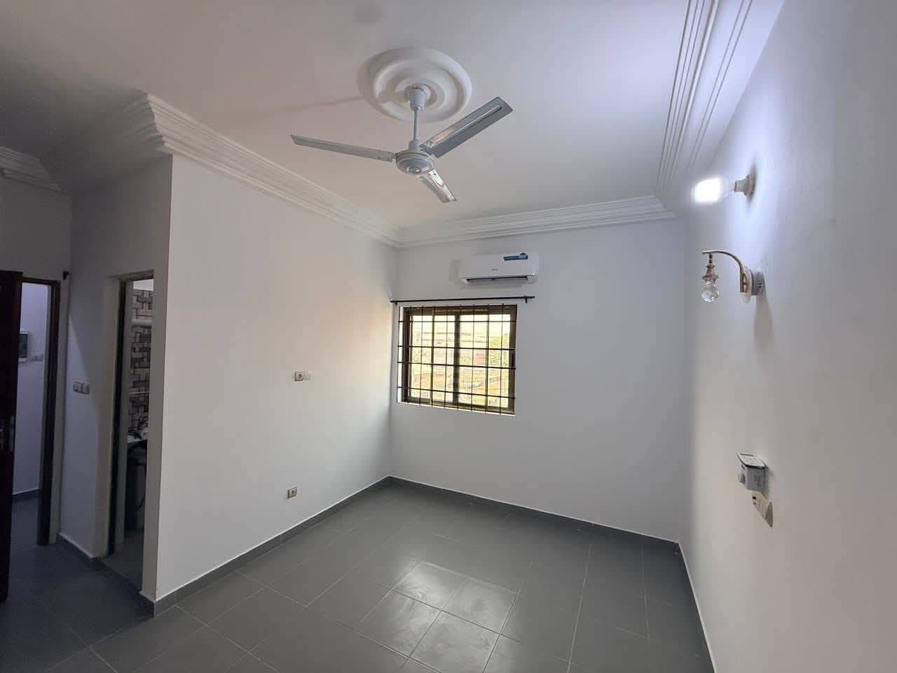 Appartement 2 chambres climatisé à louer à Gbegamey 5 Appartement 2 chambres climatisé à louer à Gbegamey 5