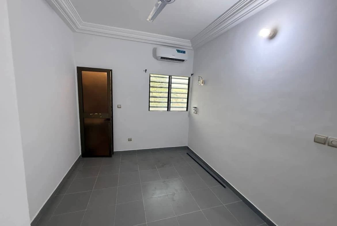 Appartement 2 chambres climatisé à louer à Gbegamey 7