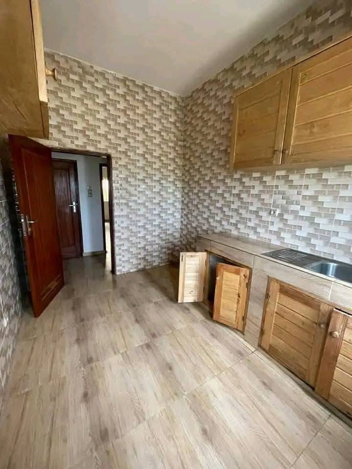 Appartement 3 chambres à louer à Fidjrossè Akogbato 4