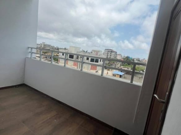 Appartement 3 chambres à louer à Fidjrossè Akogbato