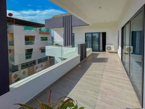 Appartement Meublé 245m² à Louer Fidjrossè Plage Cotonou