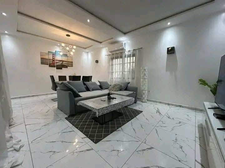 Appartement de luxe avec piscine et vue mer à Fidjrossè 7