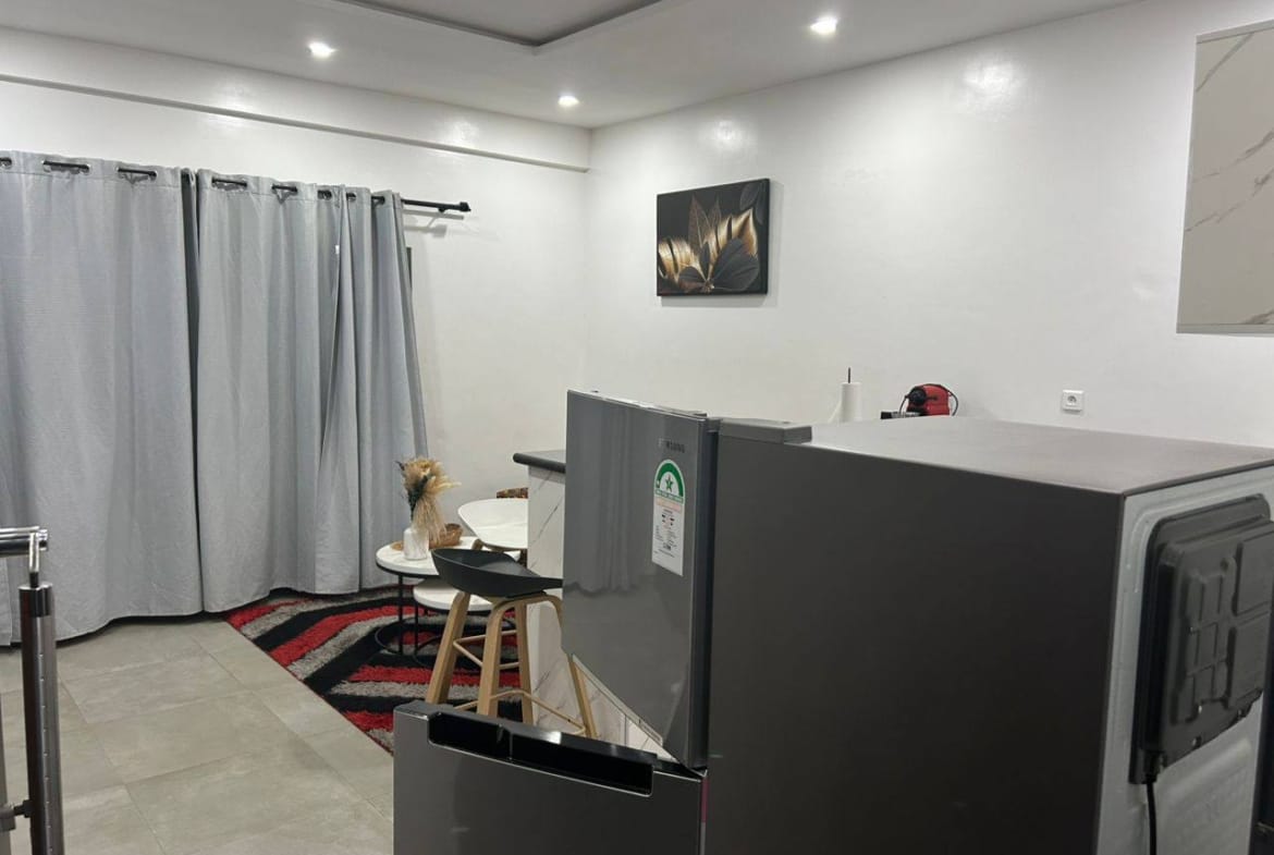 Studio Meublé à Louer Fidjrossè – Proche Plage Cotonou 6