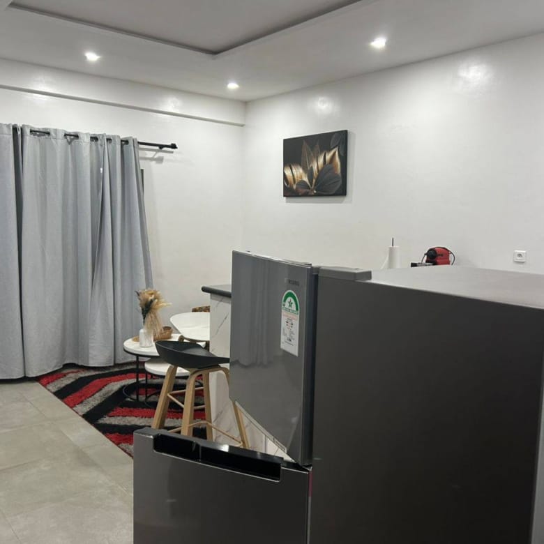Studio Meublé à Louer Fidjrossè – Proche Plage Cotonou 6