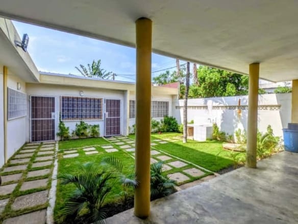 Villa 3 chambres avec jardin à Akpakpa PK10 1