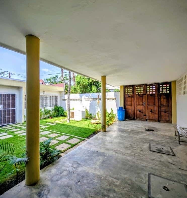 Villa 3 chambres avec jardin à Akpakpa PK10 5