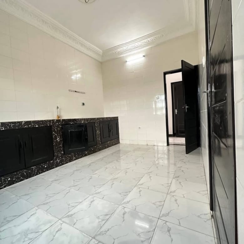 Villa R+1 à louer à Akpakpa PK10 près de la plage 8