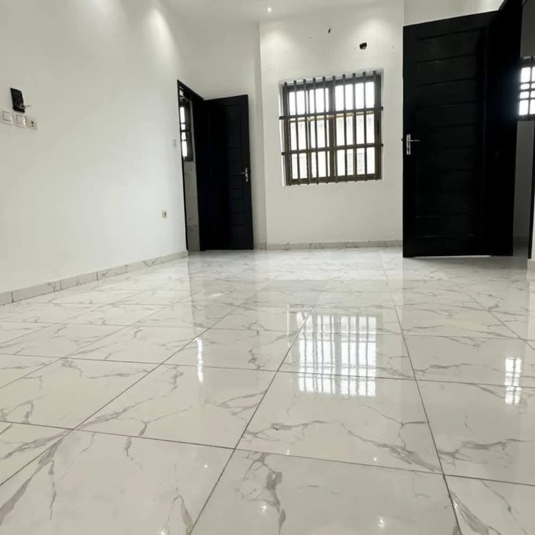 Villa R+1 à louer à Akpakpa PK10 près de la plage 9