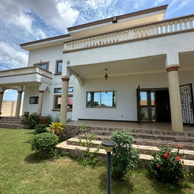 Villa a vendre a Abomey Calavi Akassato 10