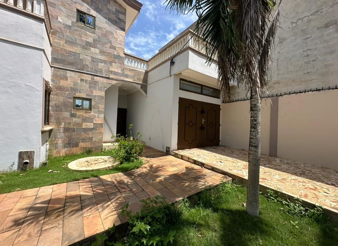 Villa a vendre a Abomey Calavi Akassato 11