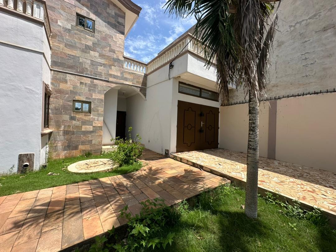 Villa a vendre a Abomey Calavi Akassato 11