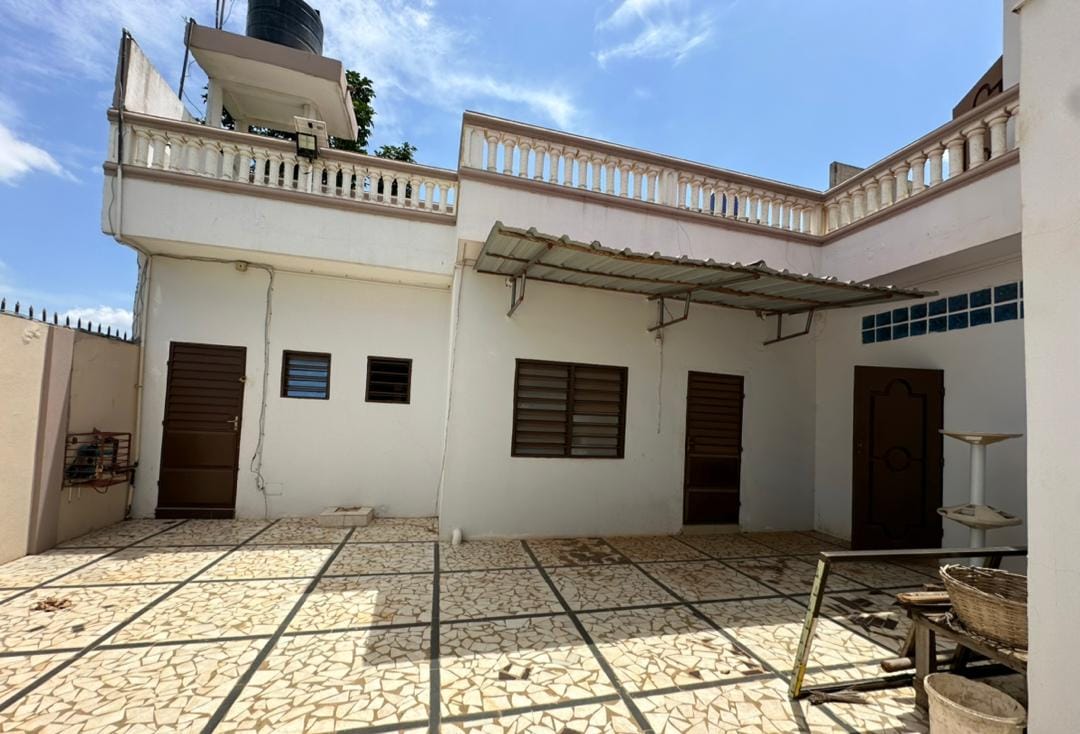 Villa a vendre a Abomey Calavi Akassato 13