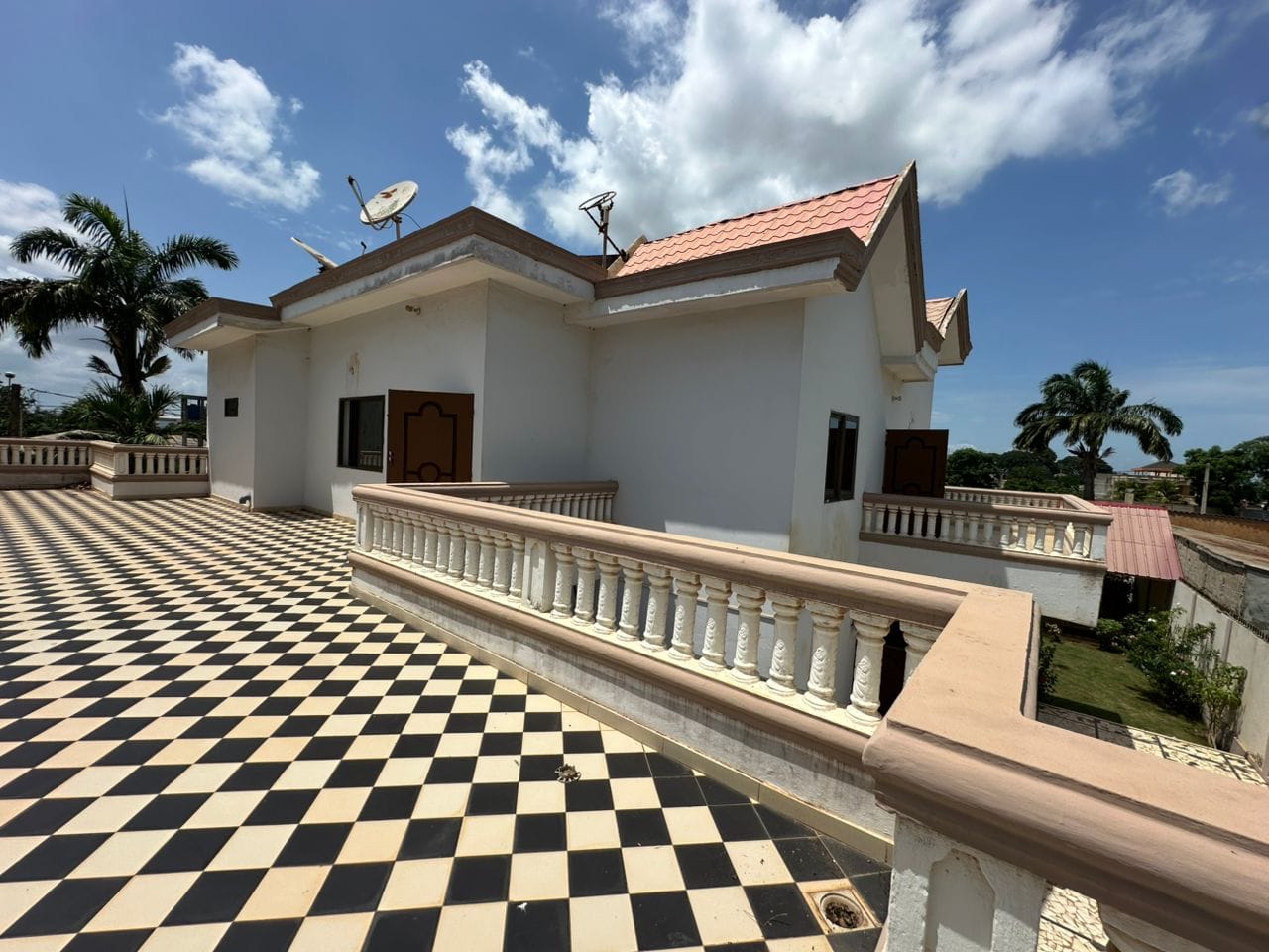 Villa a vendre a Abomey Calavi Akassato 14