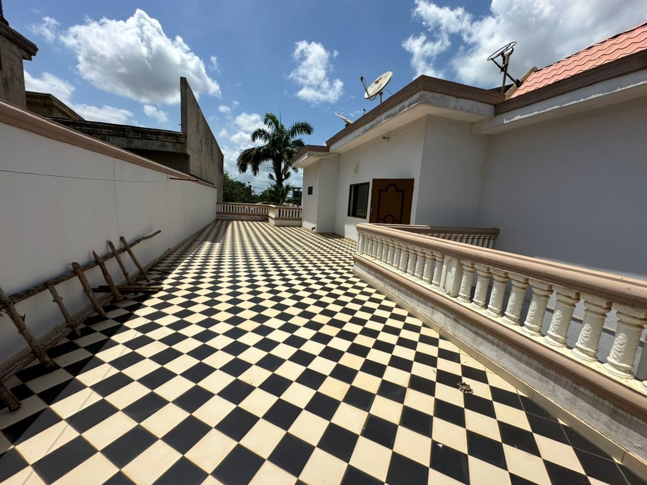 Villa a vendre a Abomey Calavi Akassato 16